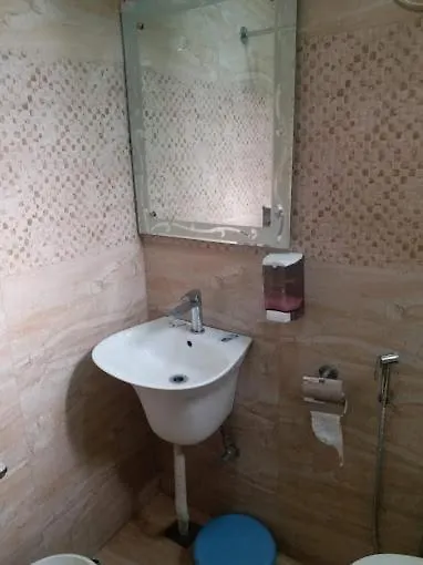 Hotel Wasat Zirakpur