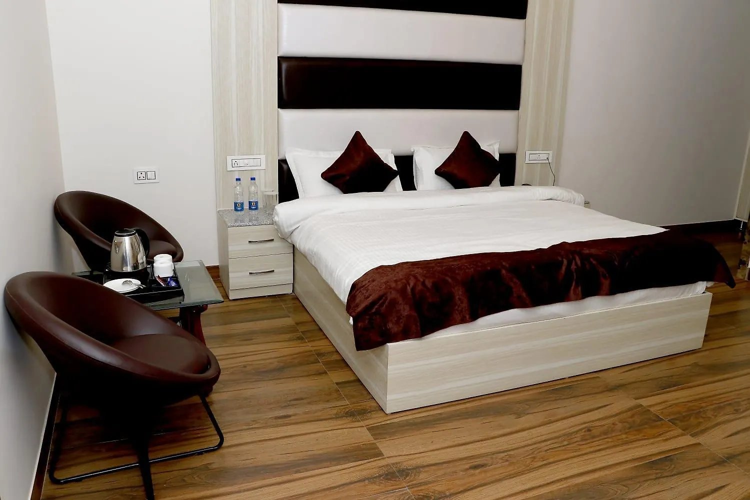 Hotel Wasat Zirakpur